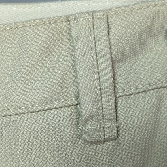 TOMMY HILFIGER Classic Fit Cotton Twill Cargo Shorts Khaki Size 38 - Picture 8 of 15